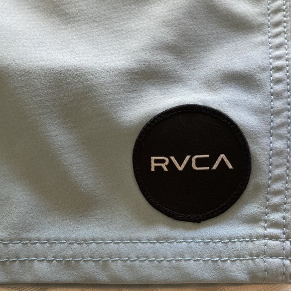 RVCA Boardshorts. - Picture 3 of 6